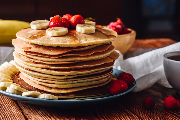 Frittelle fatte in casa con frutta