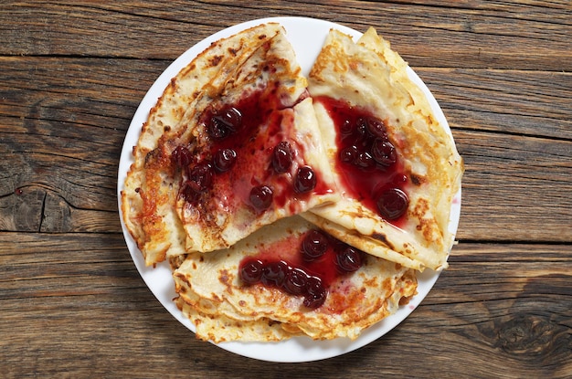 Frittelle fatte in casa con marmellata