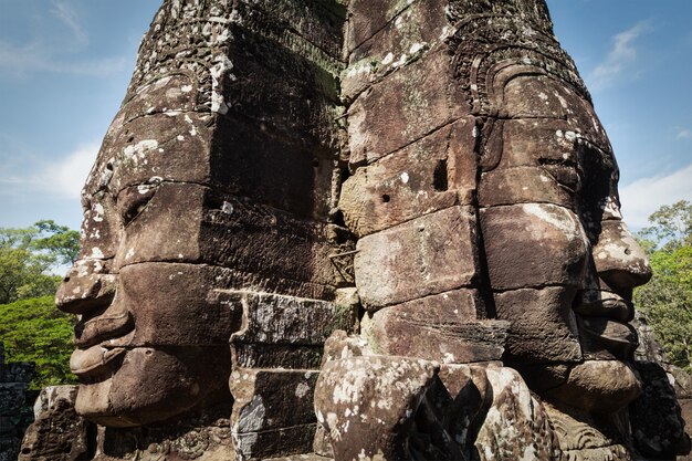 Fronti del tempio di Bayon, Angkor, Cambogia