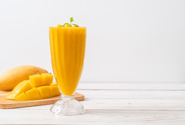 frullati di mango freschi