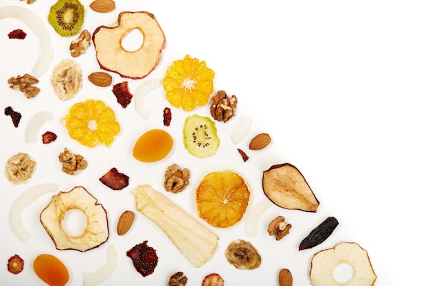 Frutta secca assortita sana biologica per merende