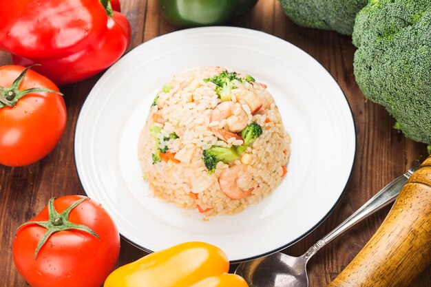 Frutti di mare Fried Rice su un piatto