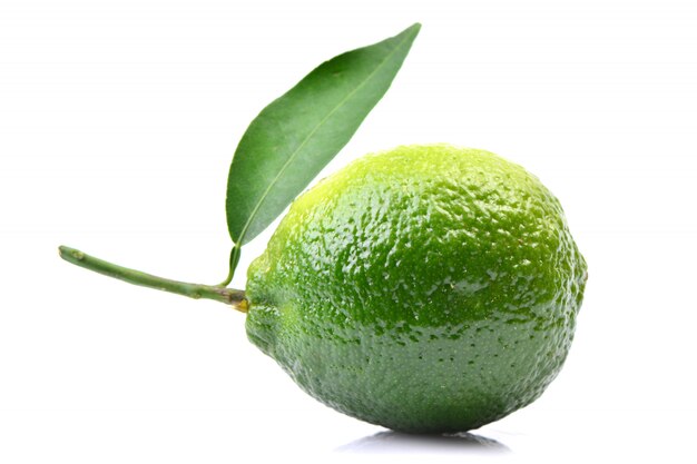 Frutto di lime isolato