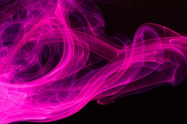 Fumo rosa astratto su sfondo nero