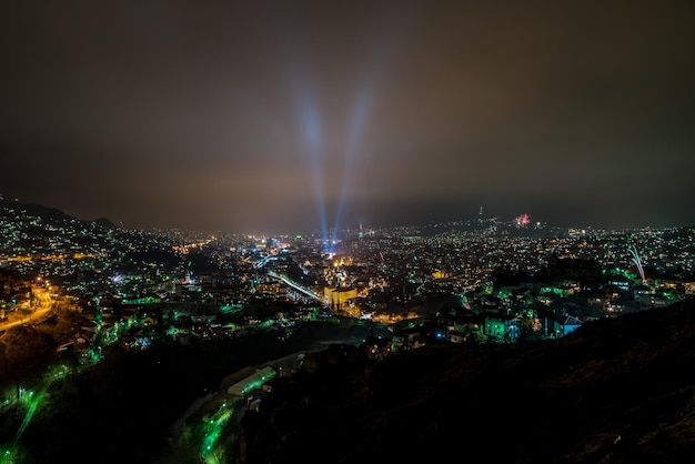 Fuochi d'artificio su Sarajevo