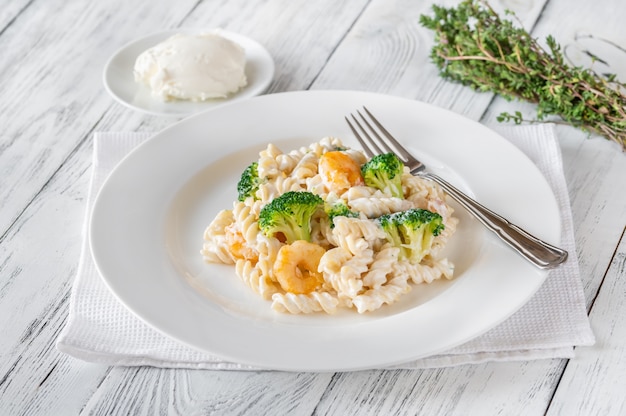 Fusilli con broccoli e gamberi