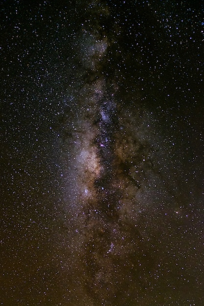 Galassia della Via Lattea con stelle e polvere spaziale nell&#39;universo