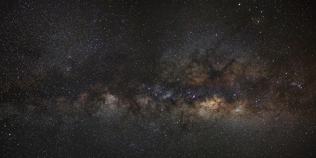 Galassia della Via Lattea panoramica Fotografia a lunga esposizione con grana ad alta risoluzione