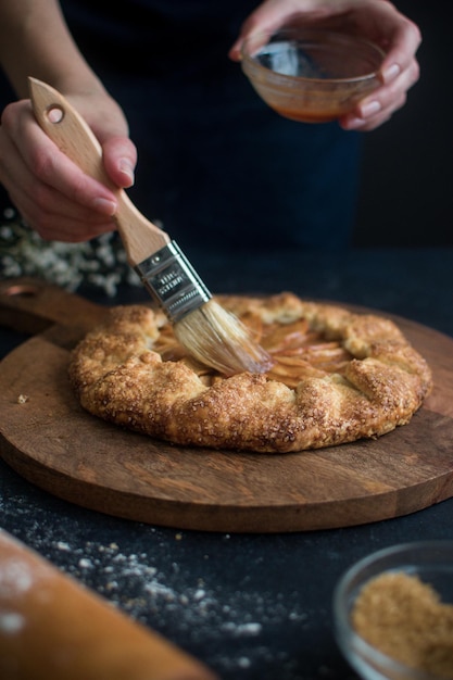 Galette di mele caramellate