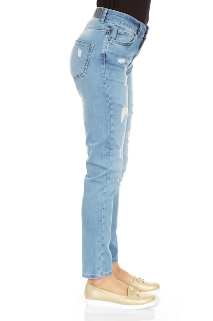 Gambe di donna e jeans blu