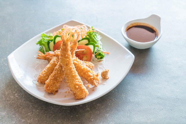 gamberi fritti con salsa tonkatsu