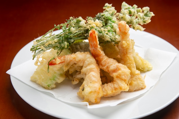 Gamberi tipici giapponesi in tempura