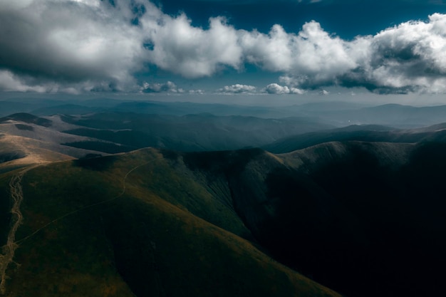 Gamma Borzhavsky Carpazi Ucraina Paesaggio di montagna