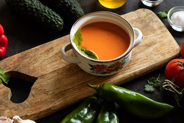 Gazpacho andaluso rinfrescante zuppa di pomodoro