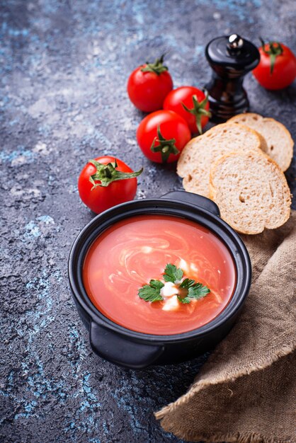 Gazpacho di zuppa di pomodoro in stufato