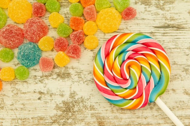 Gelatine colorate e lecca-lecca