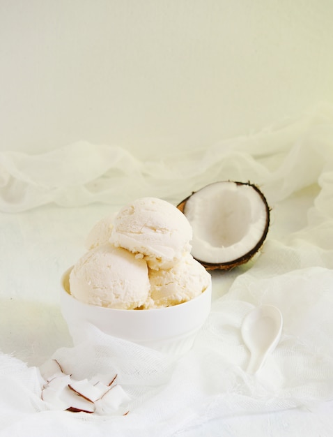 Gelato al cocco fatto in casa