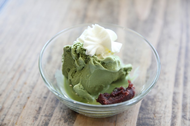 Gelato al tè verde