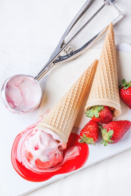 gelato alla fragola