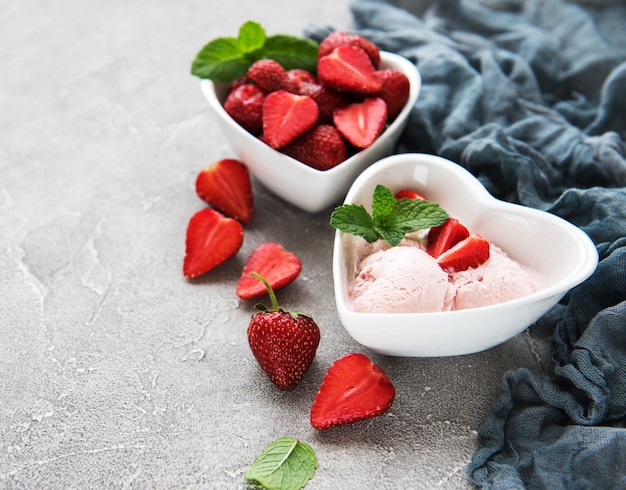 gelato alla fragola