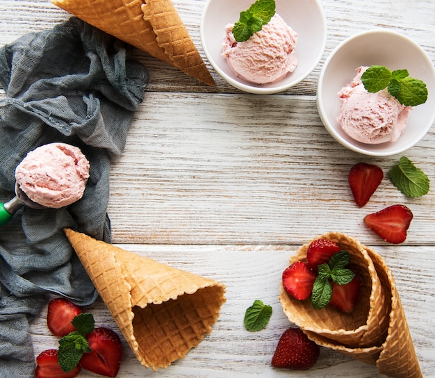 gelato alla fragola