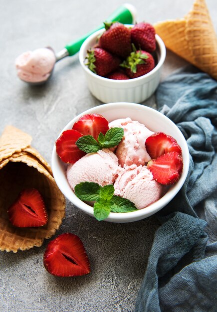 gelato alla fragola