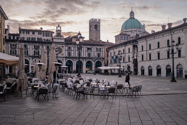 Gente per strada