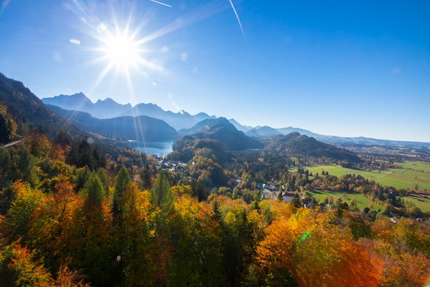 Germania Baviera Schwangau Neuschwanstein Castello montagne tramonto