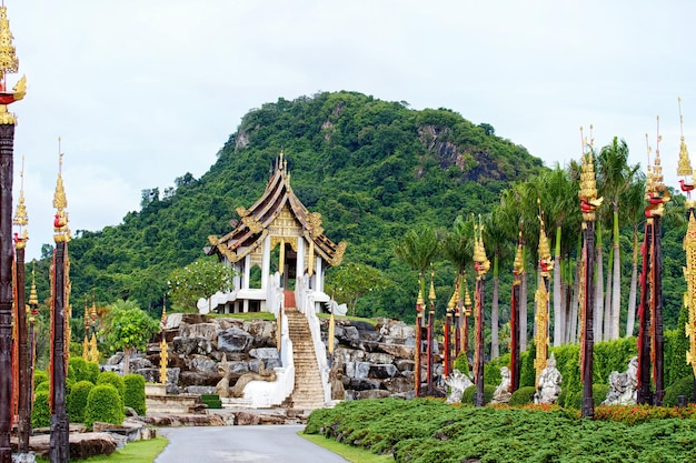 Giardino botanico tropicale di Nongnooch Pattaya