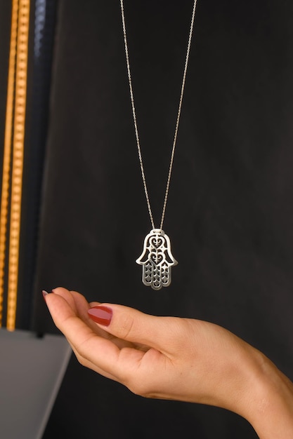 gioielli d'oro e di diamanti di lusso