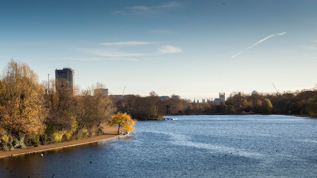 Giornata di sole autunnale ad Hyde Park London