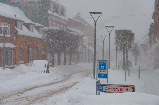 Giornata invernale nevosa in Danimarca