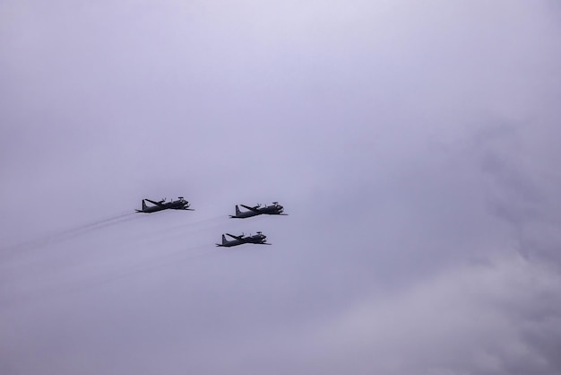 Giorno della Marina della parata navale russa Aviazione navale in cielo Vacanze della Russia