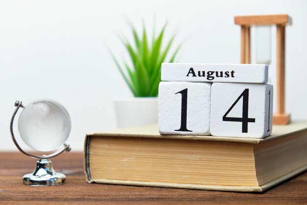 Giorno di calendario di agosto