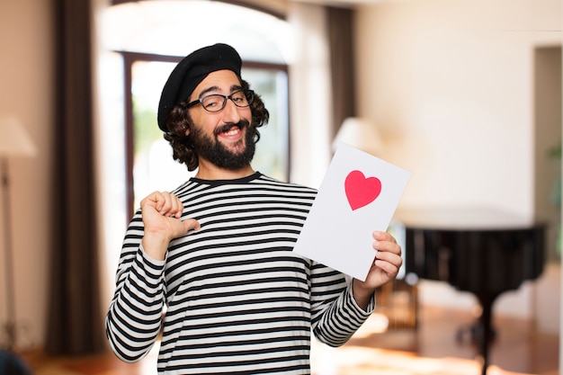 Giovane uomo pazzo concetto di San Valentino