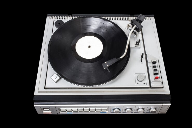 Foto giradischi vintage con sintonizzatore radio