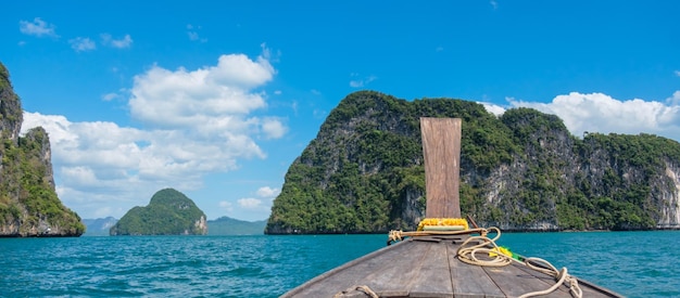 Gita in barca a coda lunga privata Krabi Thailandia, destinazione storica dell'Asia Viaggi in vacanza voglia di viaggiare e concetto di vacanza