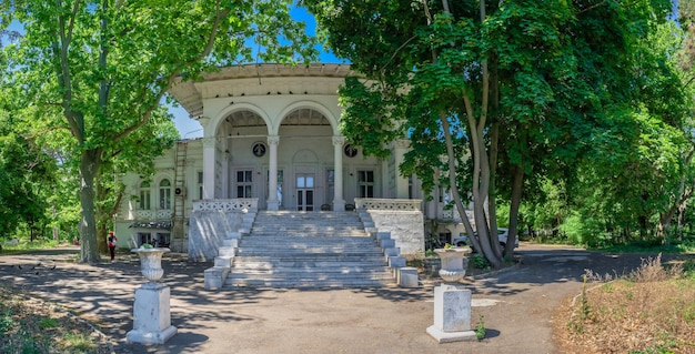 Gli antichi edifici del sanatorio Chkalov a Odessa Ucraina