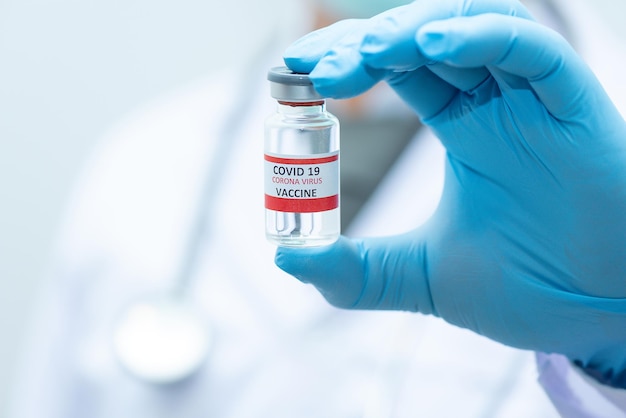 Gli scienziati scoprono i vaccini contro i virusxADoctor contiene medicine per il coronavirus