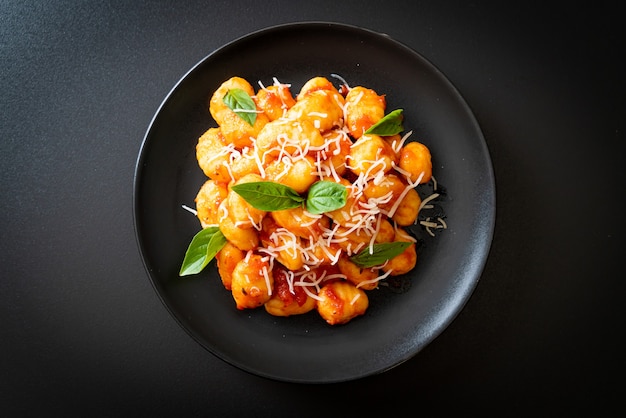 gnocchi al pomodoro con formaggio