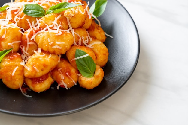 gnocchi al pomodoro con formaggio