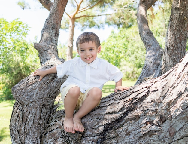 Godendo l&#39;infanzia in vacanza estiva