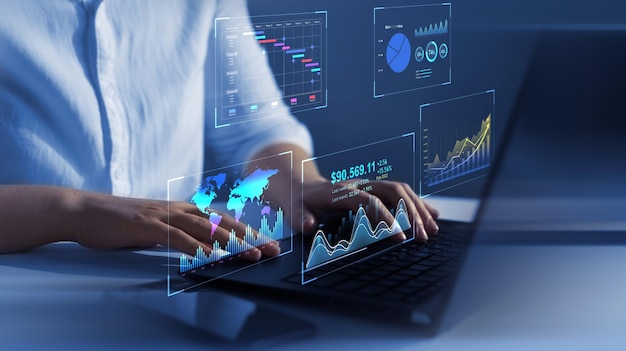 Grafico di analisi dei dati finanziari aziendali Tecnologia di gestione finanziaria Consulente utilizzando KPI Dashboard su