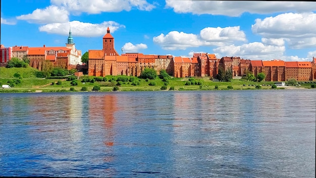 Granaio a Grudziadz sulle rive del fiume Vistola Monumento storico nazionale della Polonia