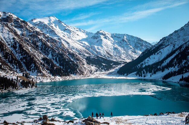 Grande lago di Almaty