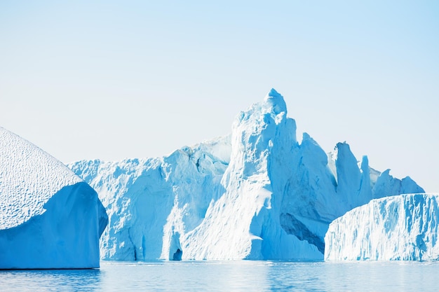 Grandi iceberg nel fiordo di Ilulissat, Groenlandia