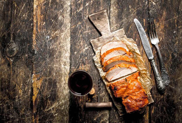 Grigliata di maiale al vino rosso.