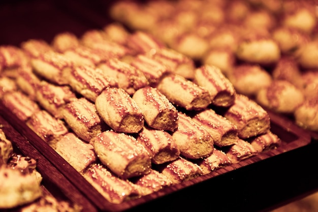 Gruppo di biscotti assortiti Cioccolato bianco con fiocchi d'avena e uvetta