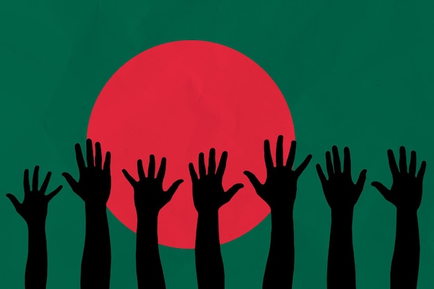 Gruppo di persone mani con banner di notizie politiche sullo sfondo della bandiera del Bangladesh