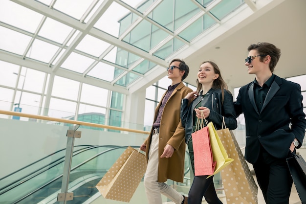 Gruppo Di Persone Shopping